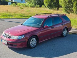 Mörkröd (röd) Begagnad 2005 Saab 9-5 Vector Kombi | 9 900 kr (Superpris)