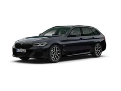 Svart Begagnad 2024 BMW 530e M Sport Kombi | 489 900 kr (Marknadspris)