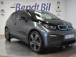 Grå Begagnad 2022 BMW i3 Comfort Edition Halvkombi | 239 500 kr (Marknadspris)