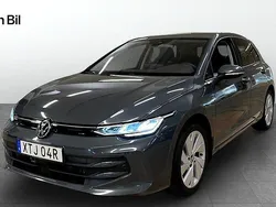 Mörkgrå (dolphin grey metallic) Begagnad 2024 VW Golf VIII Edition Halvkombi | 304 800 kr (Marknadspris)