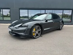 Mörkgrå Begagnad 2021 Porsche Taycan Turbo S Cross Turismo Sedan | 1 295 000 kr