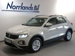 Grå (ascot grey) Begagnad 2023 VW T-Roc Life SUV | 289 000 kr (Marknadspris)