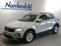 Grå (ascot grey) Begagnad 2023 VW T-Roc Life SUV | 289 000 kr (Marknadspris)
