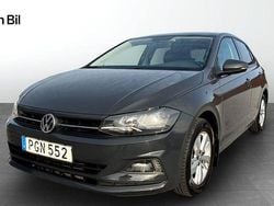 Grå (urano grey) Begagnad 2018 VW Polo Halvkombi | 139 900 kr (Marknadspris)