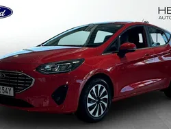 Röd (red) Begagnad 2022 Ford Fiesta Titanium Halvkombi | 164 900 kr (Marknadspris)