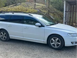 Vit Begagnad 2015 Volvo V70 Momentum Kombi | 85 000 kr (Bra pris)