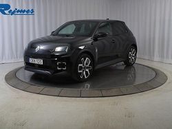 Svart Ny 2025 Renault 5 E-Tech Techno Halvkombi | 408 800 kr (Marknadspris)