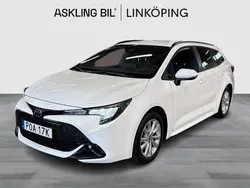 Vit Begagnad 2024 Toyota Corolla Active Kombi | 299 000 kr (Lite dyr)