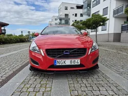 Röd Begagnad 2013 Volvo V60 Momentum Kombi | 109 000 kr (Marknadspris)