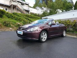 Vit Begagnad 2004 Peugeot 307 CC Cab | 49 800 kr (Marknadspris)