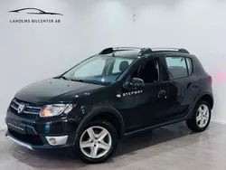 Svart Begagnad 2014 Dacia Sandero Stepway Halvkombi | 59 900 kr (Marknadspris)
