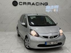 Silver Begagnad 2007 Toyota Aygo Halvkombi | 34 900 kr (Dyr)