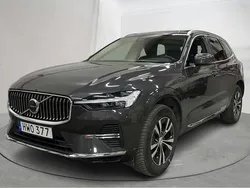 Grå Begagnad 2023 Volvo XC60 Core SUV | 420 000 kr (Bra pris)