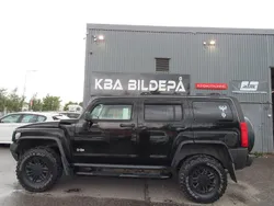 Svart Begagnad 2009 Hummer H3 SUV | 129 900 kr