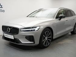 Silver Begagnad 2025 Volvo V60 Plus Kombi | 489 900 kr (Marknadspris)