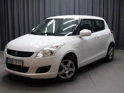 Vit Begagnad 2012 Suzuki Swift Halvkombi | 59 000 kr (Marknadspris)