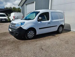 Vit Begagnad 2017 Renault Kangoo Minibuss | 69 000 kr (Marknadspris)