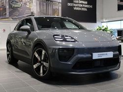 Grå Begagnad 2024 Porsche Macan SUV | 1 125 000 kr (Dyr)