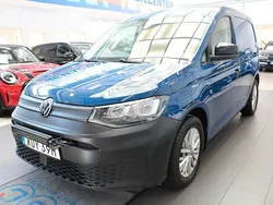 Blå Begagnad 2021 VW Caddy Minibuss | 194 900 kr (Marknadspris)