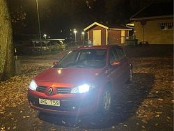 Begagnad 2004 Renault Mégane II Halvkombi | 19 000 kr (Marknadspris)