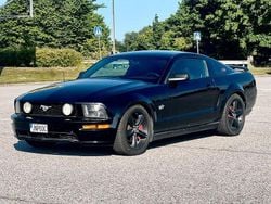 Svart Begagnad 2006 Ford Mustang GT Sportkupé | 149 800 kr