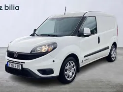 Vit Begagnad 2018 Fiat Doblò Minibuss | 49 900 kr (Marknadspris)