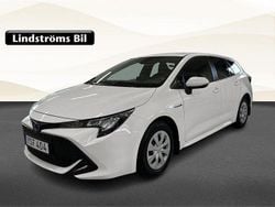 Vit Begagnad 2021 Toyota Corolla Life Kombi | 229 900 kr (Marknadspris)