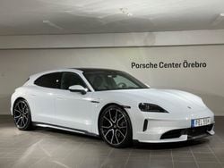 Ljusgrå Begagnad 2024 Porsche Taycan Sport Turismo Sedan | 1 049 000 kr