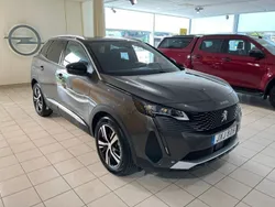 Grå Begagnad 2024 Peugeot 3008 GT SUV | 289 900 kr (Marknadspris)