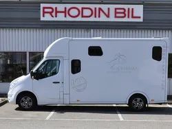 Vit Begagnad 2019 Renault Master Van | 629 900 kr