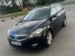 Svart Begagnad 2012 Kia Ceed Sportswagon Kombi | 39 999 kr (Bra pris)