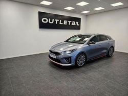 Grå Begagnad 2018 Kia ProCeed Kombi | 189 900 kr