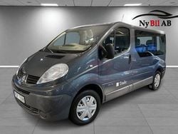 Grå Begagnad 2014 Renault Trafic Minibuss | 129 000 kr (Dyr)