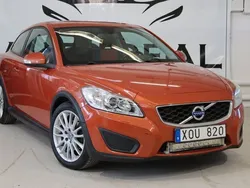 Röd Begagnad 2011 Volvo C30 Kinetic Halvkombi | 69 900 kr (Marknadspris)
