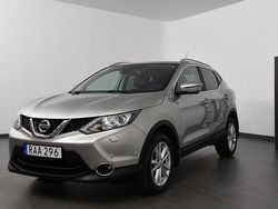 Silver Begagnad 2015 Nissan Qashqai Tekna SUV | 139 800 kr (Dyr)
