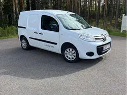 Vit Begagnad 2018 Renault Kangoo Minibuss | 65 900 kr (Marknadspris)