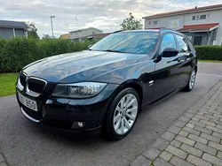 Svart (svartmetallic) Begagnad 2012 BMW 320 Kombi | 134 900 kr (Bra pris)