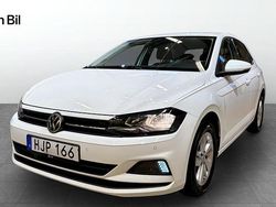 Vit Begagnad 2018 VW Polo Comfortline Halvkombi | 129 900 kr (Marknadspris)