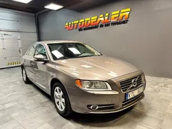 Grå Begagnad 2010 Volvo S80 Momentum Sedan | 99 900 kr (Marknadspris)