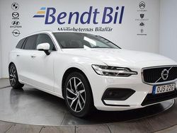 Vit Begagnad 2019 Volvo V60 Momentum Kombi | 224 500 kr (Marknadspris)