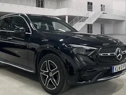Svart Begagnad 2024 Mercedes GLC300e AMG SUV | 669 000 kr (Bra pris)