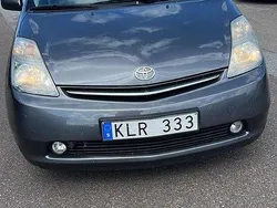 Grå Begagnad 2008 Toyota Prius Halvkombi | 69 999 kr (Lite dyr)