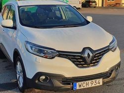 Vit Begagnad 2017 Renault Kadjar SUV | 129 900 kr (Marknadspris)