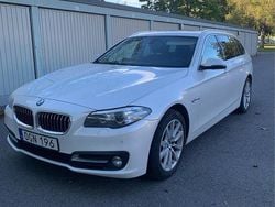 Vit Begagnad 2017 BMW 520 Kombi | 160 000 kr (Bra pris)