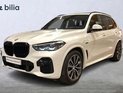 Vit Begagnad 2022 BMW X5 M Sport SUV | 599 000 kr
