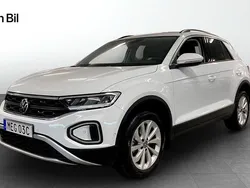 Vit Begagnad 2024 VW T-Roc Life SUV | 309 900 kr (Lite dyr)