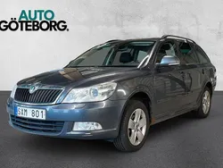 Mörkgrå Begagnad 2011 Skoda Octavia Elegance Kombi | 24 900 kr (Superpris)