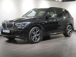 Svart Begagnad 2021 BMW X5 M Sport SUV | 659 900 kr (Marknadspris)