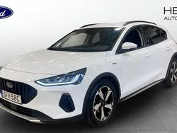 Vit (white) Begagnad 2022 Ford Focus Active Halvkombi | 184 900 kr (Superpris)