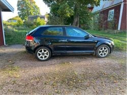 Svart Begagnad 2004 Audi A3 Comfort Halvkombi | 8 000 kr (Superpris)
